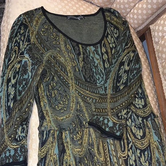 Peruvian Connection Green and Gold Maxi Dress - Picture 11 of 16